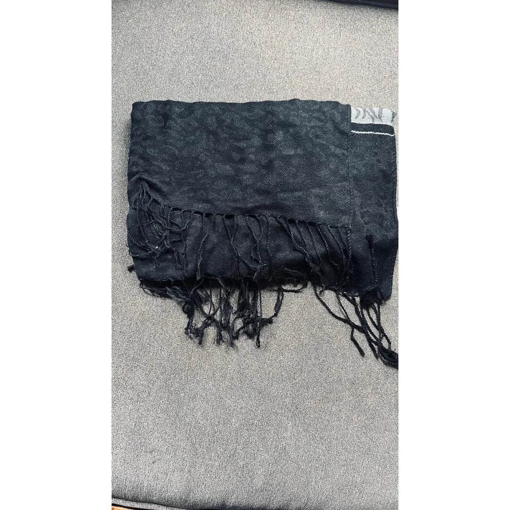 Unbranded Pashmina Scarf Women OS Black Grey Animal Print Metallic Fringed Wrap
